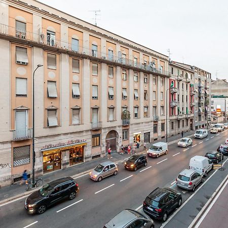 Affori Centro Metro Appartamento Con Camera E Cucina Mailand Exterior foto